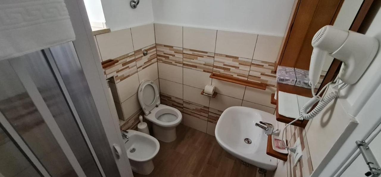 Monte Libretti Il Tronchetto Bed & Breakfast エクステリア 写真