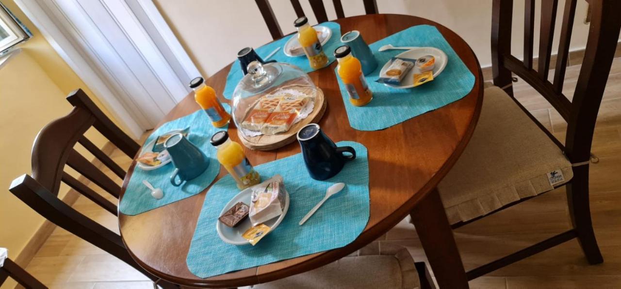 Monte Libretti Il Tronchetto Bed & Breakfast エクステリア 写真